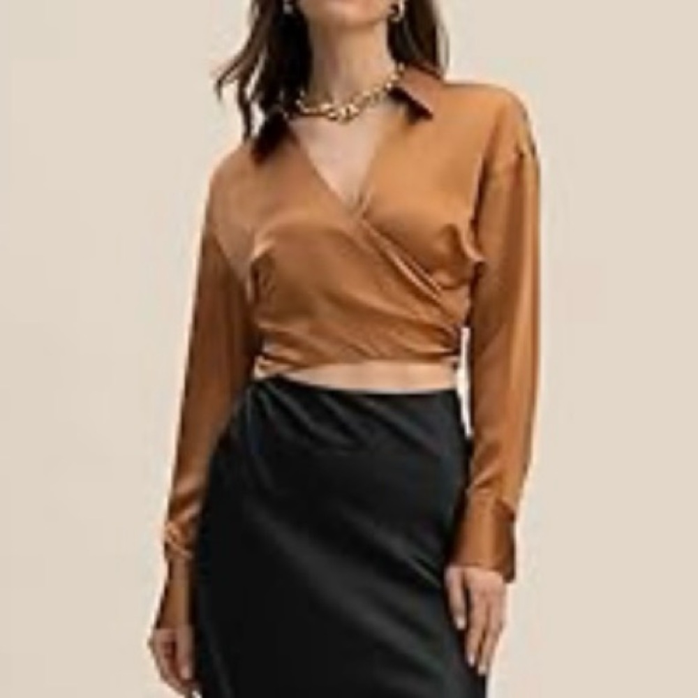 2BELLA Luxurious Wrap Blouse NWOT